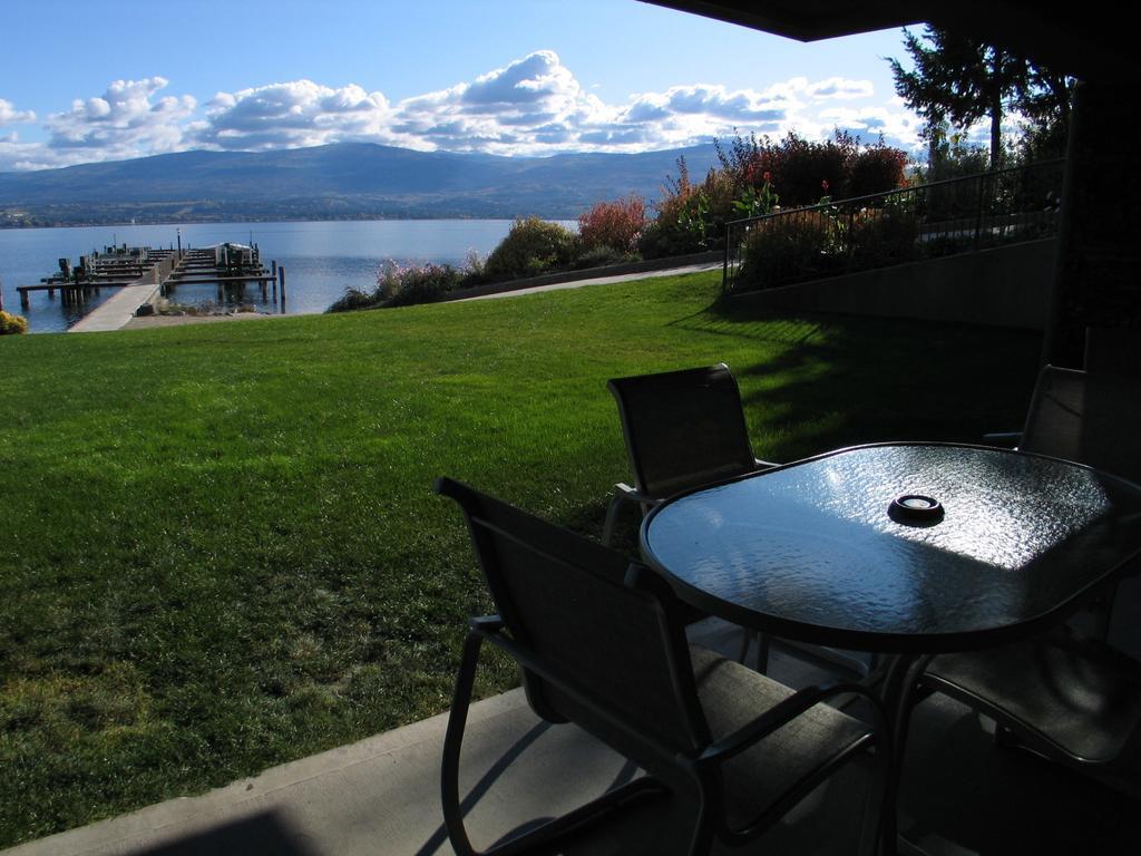 Casa Loma Lakeshore Resort West Kelowna Habitación foto